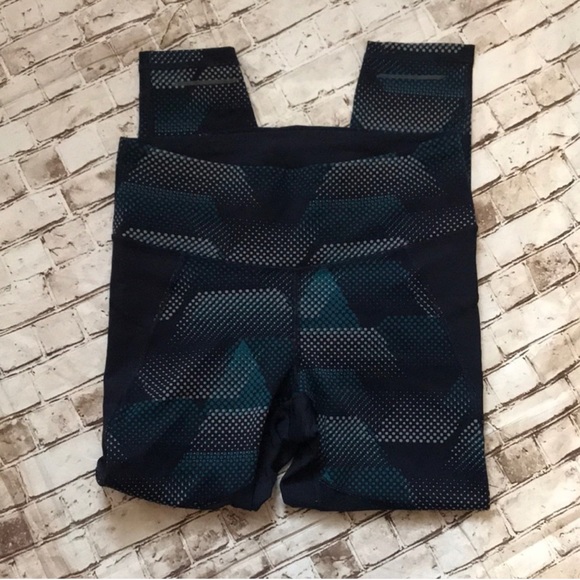 Athleta pants🔴 - Picture 3 of 5